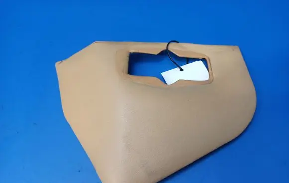 Foot area side trim