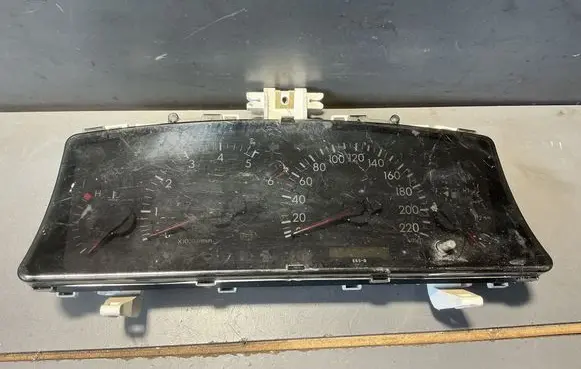 Toyota Corolla Verso E121 Speedometer (instrument cluster) 8380013150 2574108790
