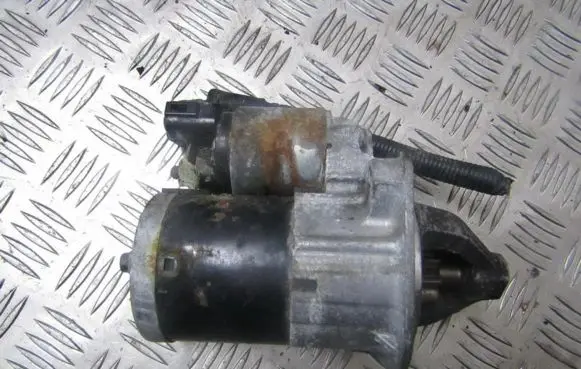 KIA Venga Starter motor 361002B200 36100-2B200