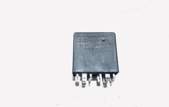 Skoda Fabia Mk1 (6Y) Other relay 4b0919471a 5kg006568