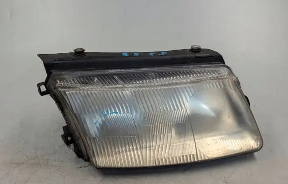 Volkswagen Passat Alltrack Headlight/headlamp 