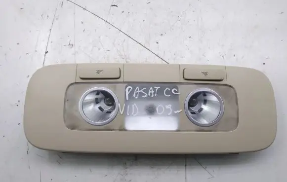 Volkswagen PASSAT CC Rear seat light