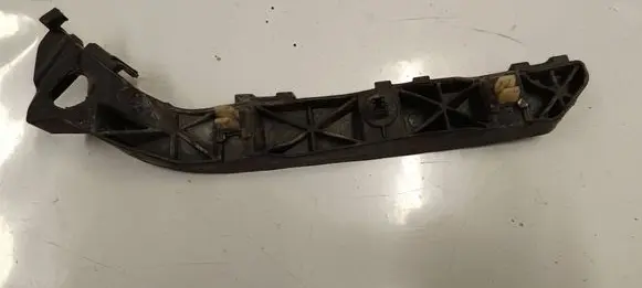 Hyundai i40 Front bumper mounting bracket 865163Z000