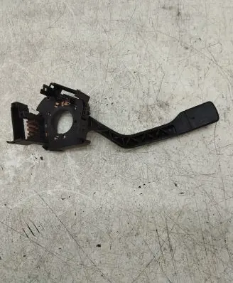 Volkswagen PASSAT B3 Wiper control stalk