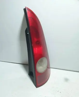 Renault Espace - Grand espace IV Rear/tail lights 8200027152