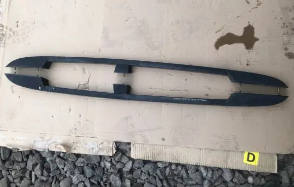 KIA Carens I Roof bar rail