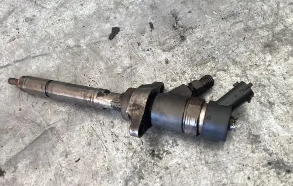 Mazda 3 I Fuel injector 0445110