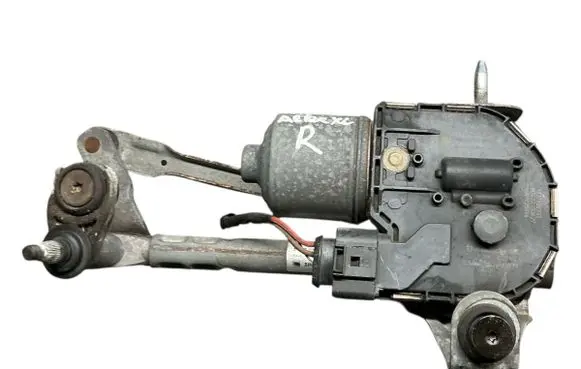Seat Altea XL Front wiper linkage and motor 5P0955120B