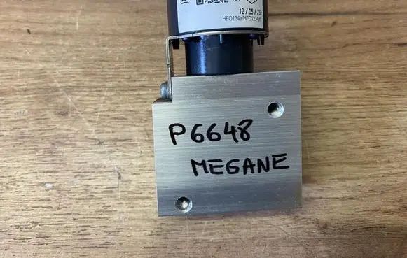 Renault Megane E-Tech Air conditioning (A/C) expansion valve 922055MZ0A