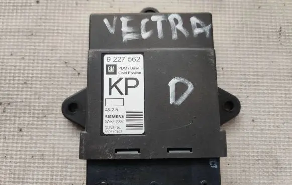 Opel Vectra C Door control unit/module 9227562