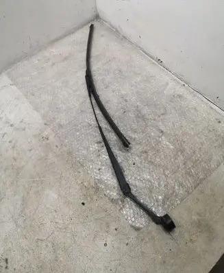 Ford Fusion II Front wiper blade arm DS7317C495AB
