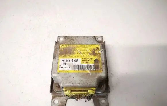 Mitsubishi Pajero Sport I Airbag control unit/module mr268168 x6t41181