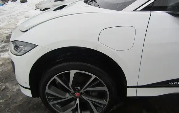 Jaguar I-Pace Fender 