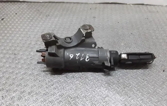 Volkswagen PASSAT B5.5 Ignition lock 4B0905851C