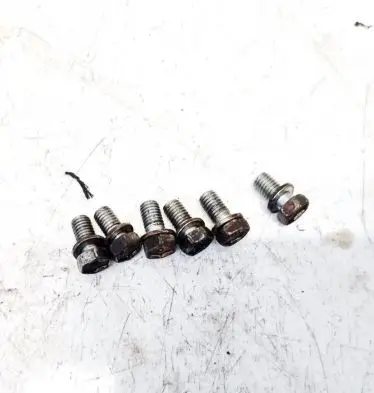 Toyota Yaris Nuts/bolts 