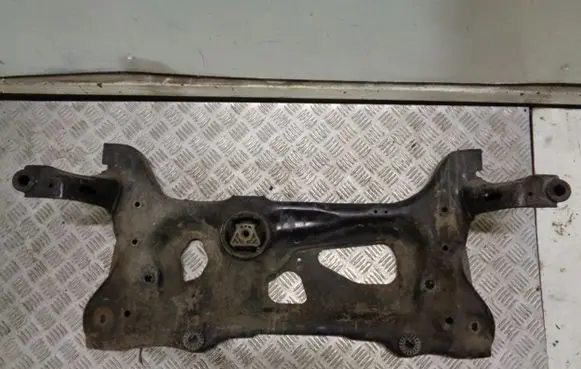 Volkswagen Golf VII Front subframe