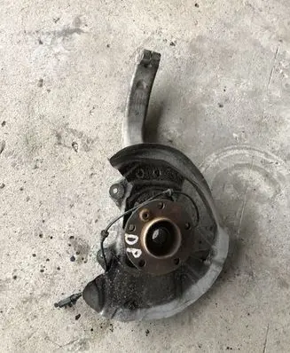 BMW X6 E71 Front wheel hub 31216773784 16193510 6773784