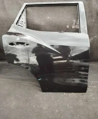 SsangYong Tivoli Rear door