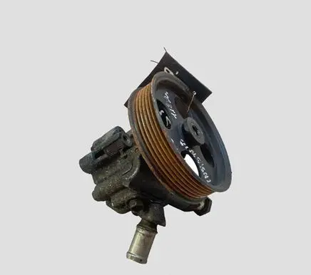 Opel Insignia A Power steering pump 55563329
