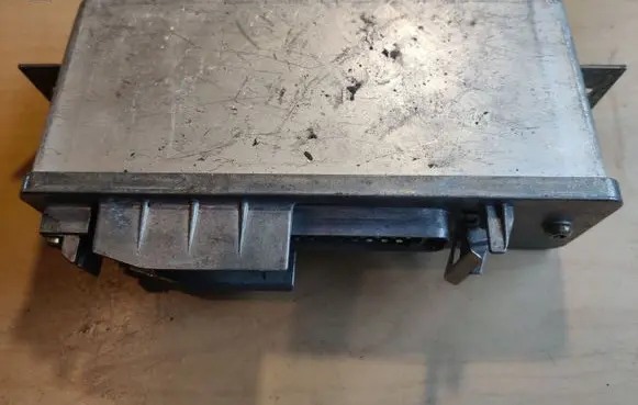 BMW 5 E34 ABS control unit/module 34521160413 0265103047