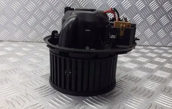 Audi A3 S3 8P Front door blower motor 995773M