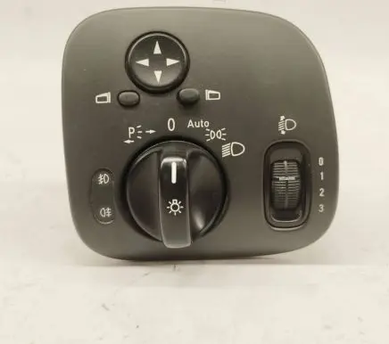 Mercedes-Benz C W203 Light switch 2035450604 A2035450604