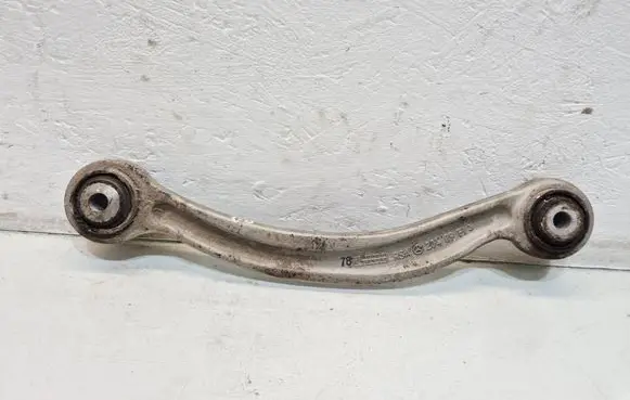 Mercedes-Benz C W204 Rear control arm 20409F13