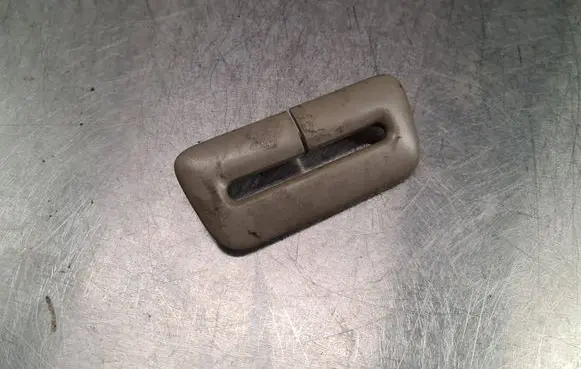 Volvo S60 Seat belt trim 5705141