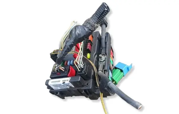 Peugeot 307 Fuse module 9650664080 42593320