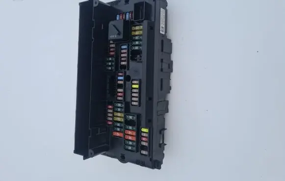 BMW 7 F01 F02 F03 F04 Fuse module 9151320