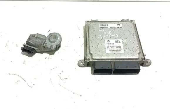 Mercedes-Benz Sprinter W906 Engine ECU kit and lock set A6519002600 28213920 A6519012200