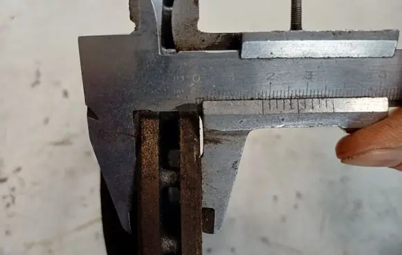 Toyota Yaris Front brake disc