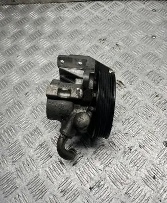 Chevrolet Captiva Power steering pump 