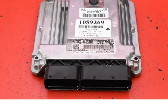 Audi Q5 SQ5 8R Engine control unit/module ECU 8R0907115A