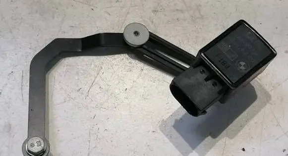 BMW 7 E65 E66 Tailgate sensor 8268997 1668978