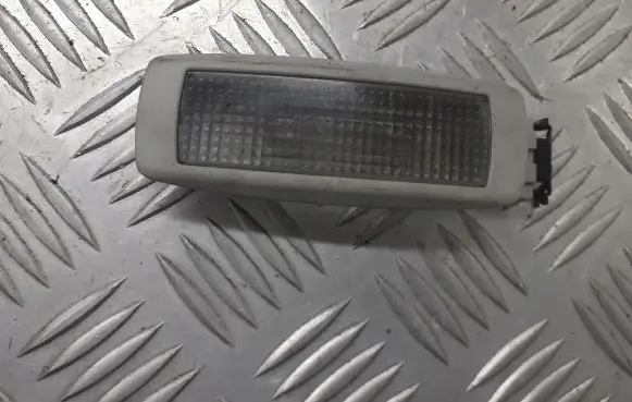 Volkswagen PASSAT B5 Other interior light 3B9947113