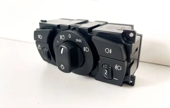 BMW 5 E60 E61 Light switch 6953737 3328010100 33291903