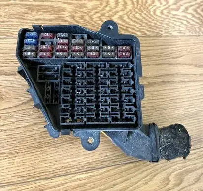 Audi A4 S4 B6 8E 8H Fuse box set 8D2941824