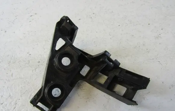 Volkswagen Golf VII Rear bumper mounting bracket 5G6807393