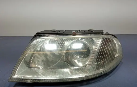 Volkswagen PASSAT B5.5 Headlight/headlamp