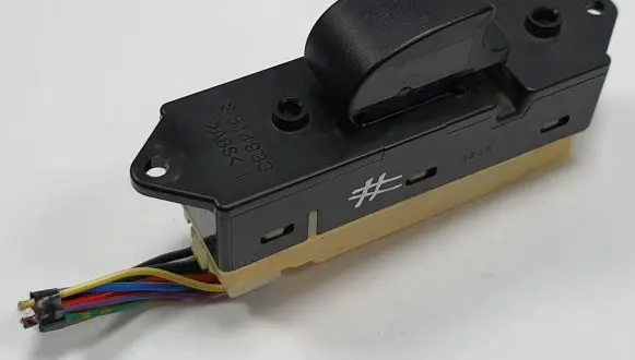 Mitsubishi Grandis Quarter vent window switch 8608A022