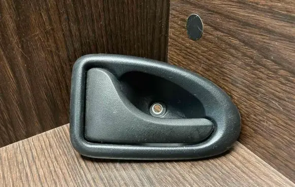 Renault Master II Front door interior handle 7700830078 91127201