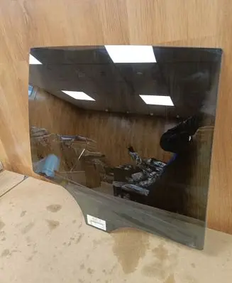 Mercedes-Benz GLC C253 Front door vent window glass four-door A2537350600