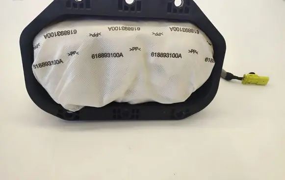 Opel Zafira C Passenger airbag 13381058