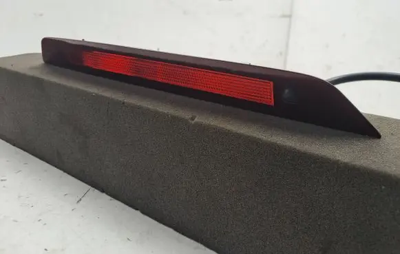 Dacia Sandero III Third/center stoplight 265908950R