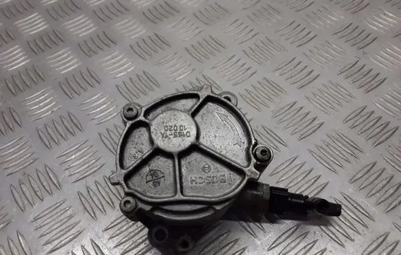Peugeot 407 Vacuum pump D165-1A10020