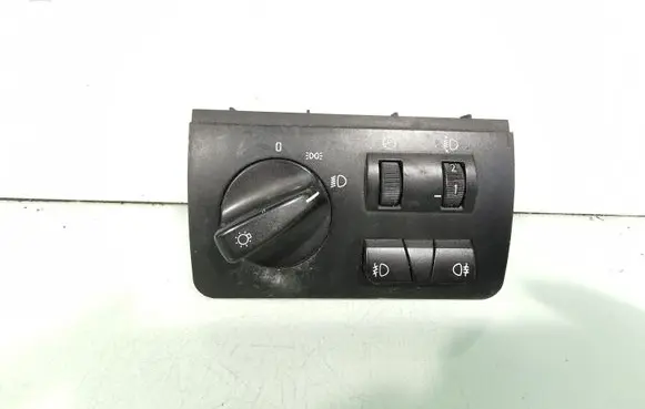 BMW X5 E53 Light switch 8372204