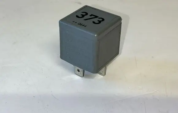 Audi A6 S6 C6 4F Other relay 8D0951253A