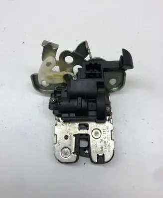 Seat Ibiza IV (6J,6P) Tailgate/trunk/boot lock/catch/latch 8K9827505A