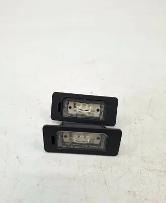 BMW 5 F10 F11 Number plate light 1090074 BAEL07D0T
